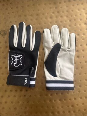 FOG Black and White Men's Performance Gloves dick beaters